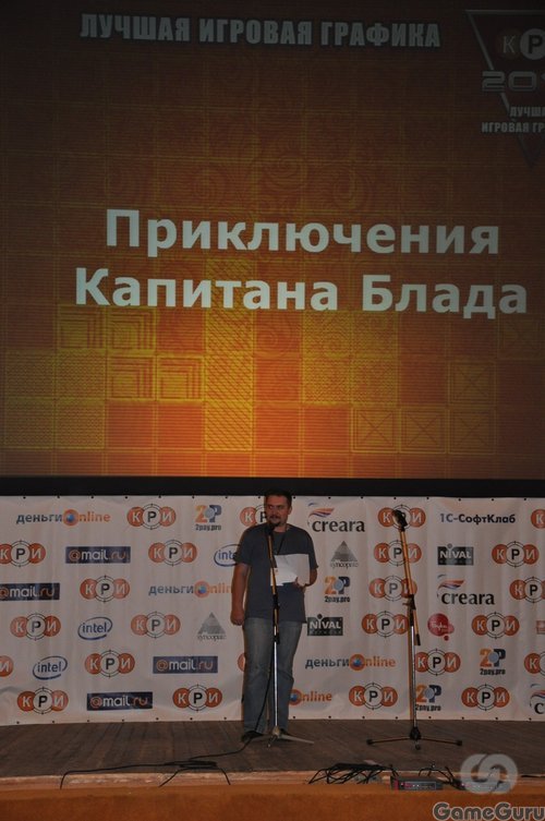 insertLinkedImg