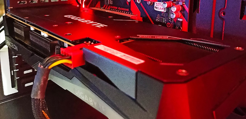 Обзор видеокарты GIGABYTE Radeon RX 6600 XT GAMING OC PRO 8G. Ультра-гейминг в Full HD?